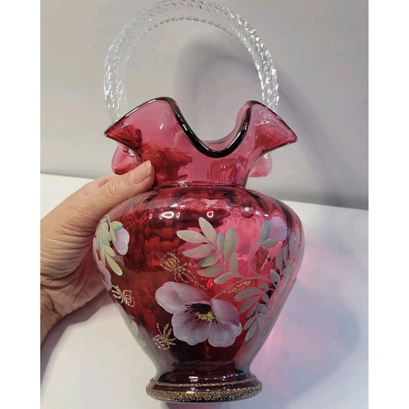 BILL FENTON LEGACY COLLECTION 95TH YEAR HAND PAINTED SIGNED CRANBERRY BASKET - Picture 3 of 12